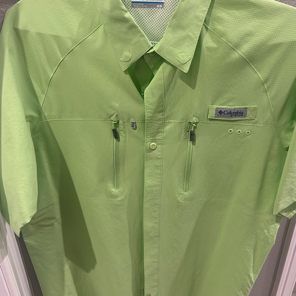Columbia Light Green Outdoor Shirt